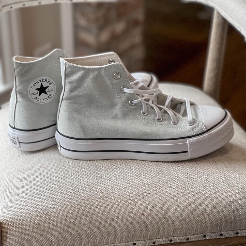 gray high top platform converse!!